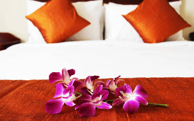 Khollywood Hotel