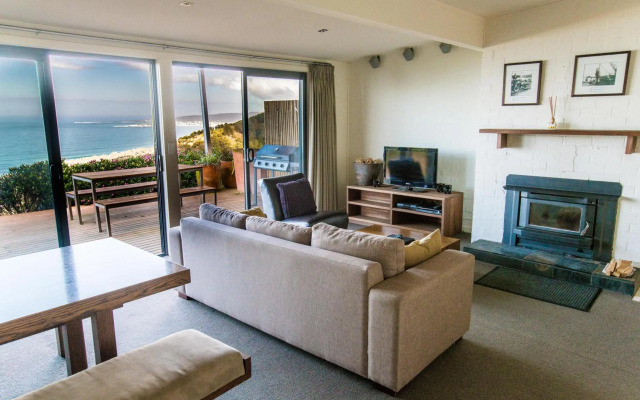 Beacon Point Ocean View Villas