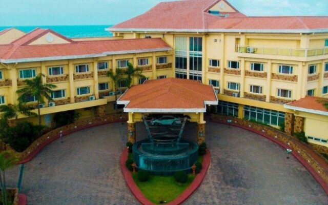 Tanza Oasis Hotel and Resort