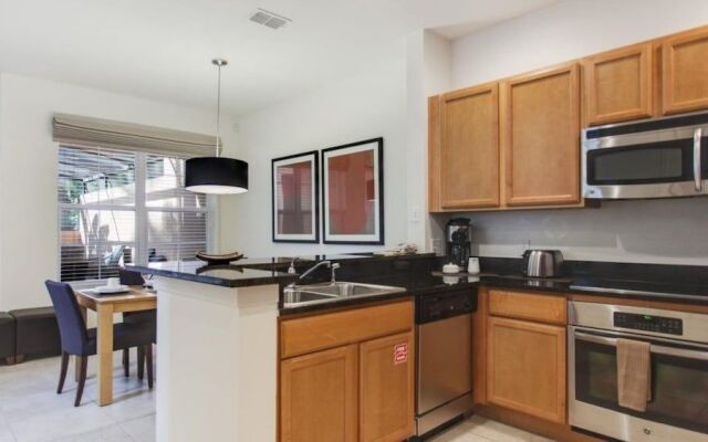 Copper's - 3 Br townhouse by RedAwning