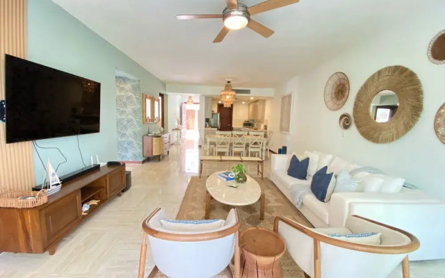 Charming Two-bedroom Apartment in Portillo