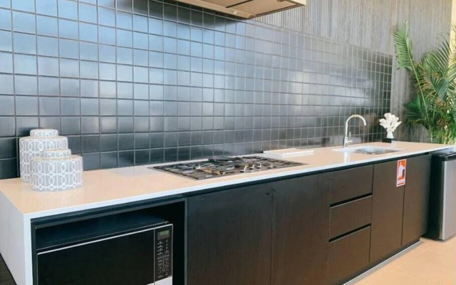 Brisbane One Apartment 3 Bedroom