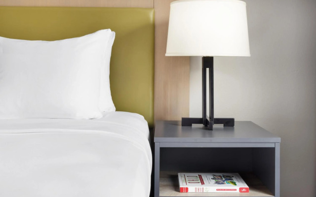 Tradewinds Apartment Hotel