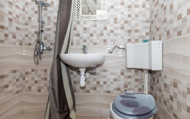 Nice Home in Komarna With Wifi and 2 Bedrooms