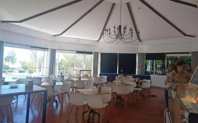 Nice Terrace Pool Studio