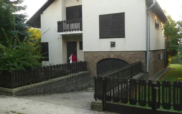 Ildikó House
