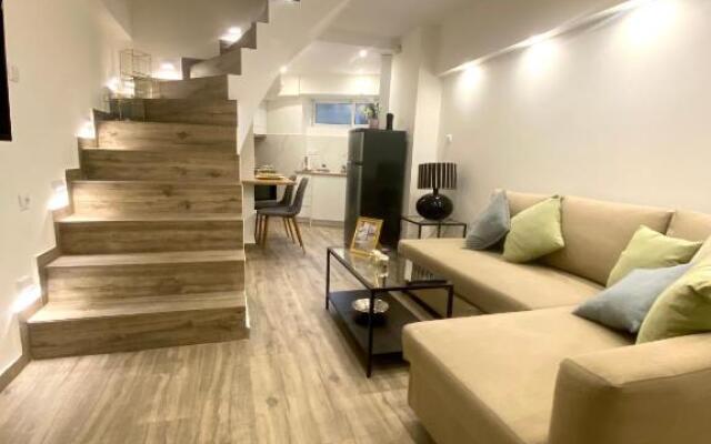 Seaside comfy apartment/ Palaio Faliro