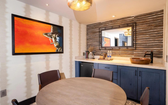 Silverton Casino Lodge - Newly Renovated