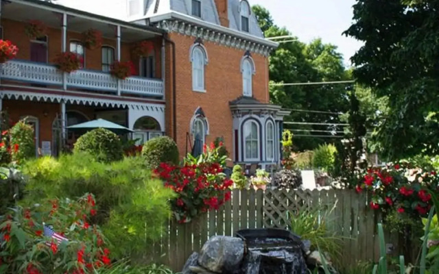 Greystone Manor Bed & Breakfast