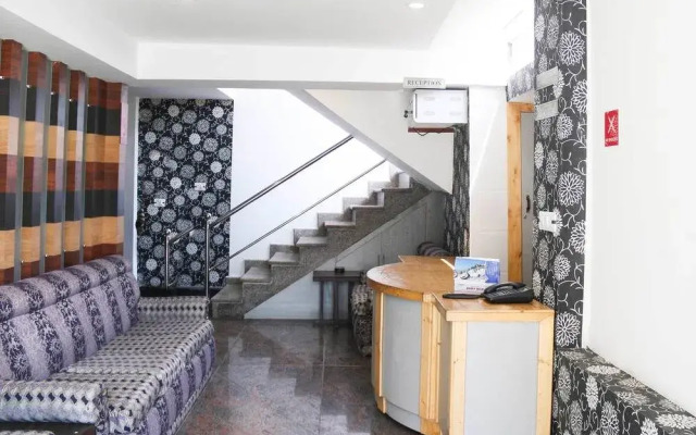 OYO Rooms Near Zero Bridge