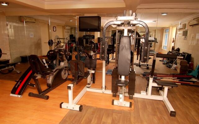 Emirates International Hotel & Suites