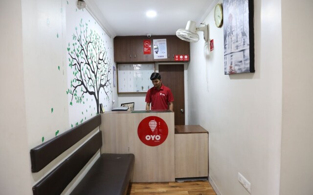 OYO 8997 Angeethi Hotel