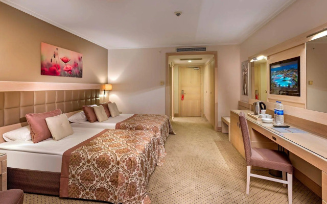 Miracle Resort Hotel - All Inclusive