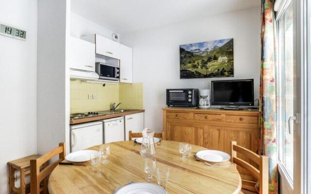 Appartement Cauterets, 2 Pièces, 4 Personnes - Fr-1-401-111