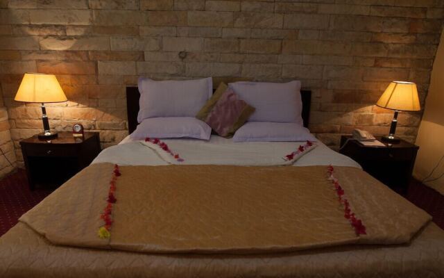 Adulala Resort & Spa