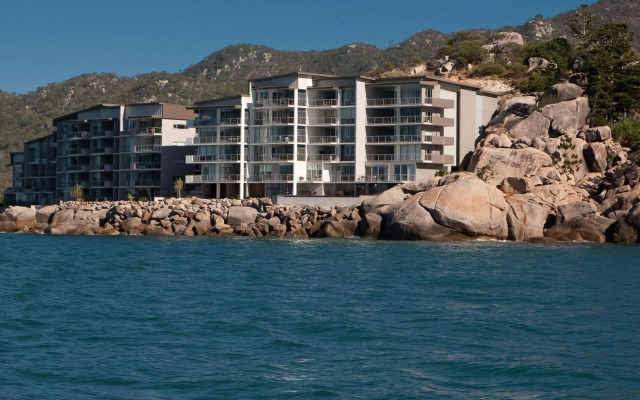 1 Bright Point Apartment 5404