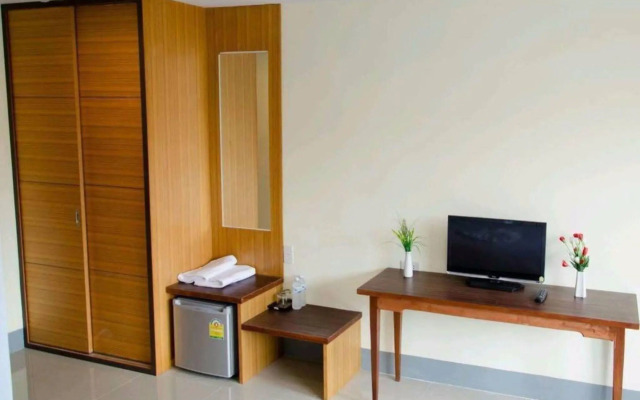 The Impress Sisaket