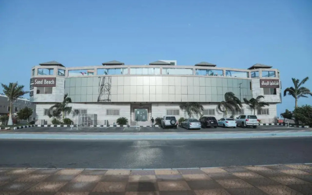 Sand Beach Suites(Families only)