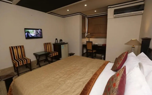 City Centre Suites