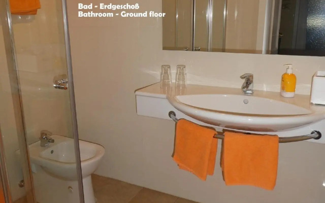 Gästehaus am Weinberg - Schlager