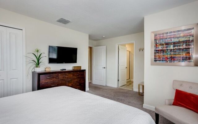 1592slice 5 Bedroom Townhouse