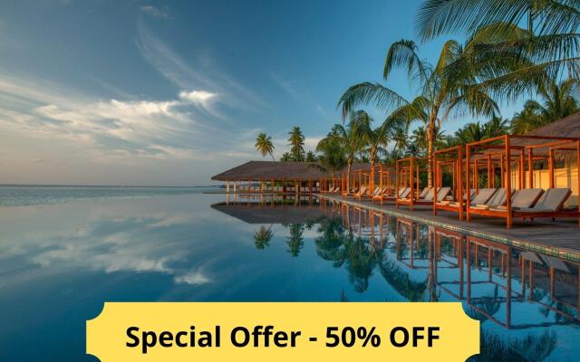 The Residence Maldives at Dhigurah Hotel