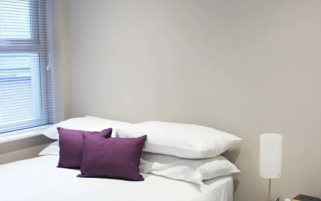 City Wall House by House of Fisher