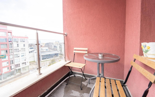 Lovely apartment in Studentski grad