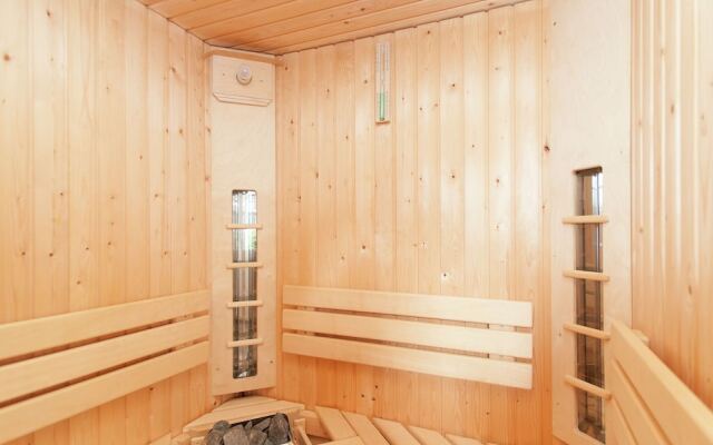Spacious Villa in Akersloot North Holland With Sauna