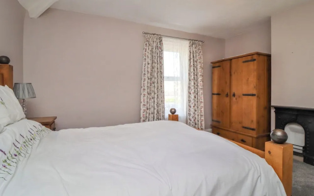49 Waddington Road