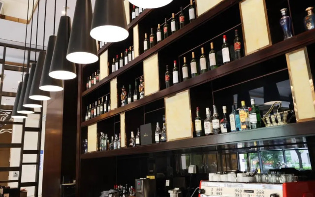 Howard Johnson by Wyndham Changsheng Plaza Meizhou