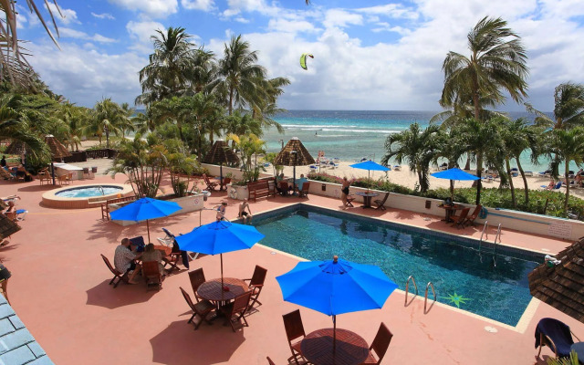 Coconut Court Beach Hotel