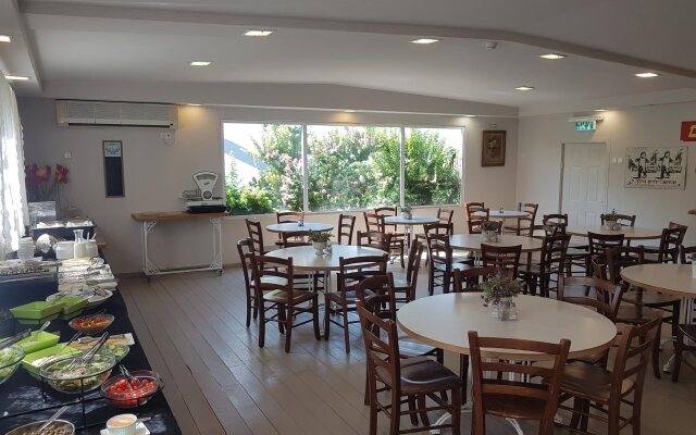 Q Village Hotel - Poleg Beach