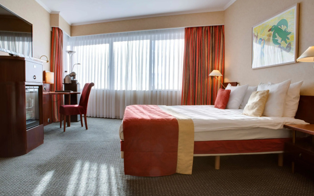 Radisson Blu Amsterdam Airport Hotel