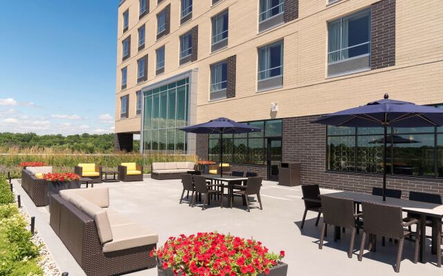 Hampton Inn & Suites Grand Rapids Downtown