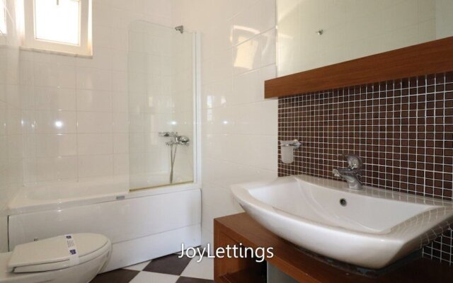 Villa YS09 by JoyLettings