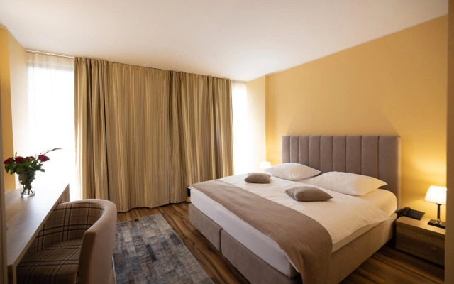 Perla Hotel