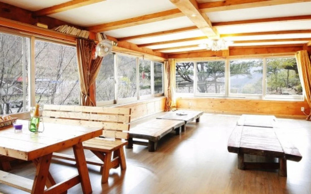Chunwangbong Pension