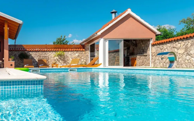 Villa Nika