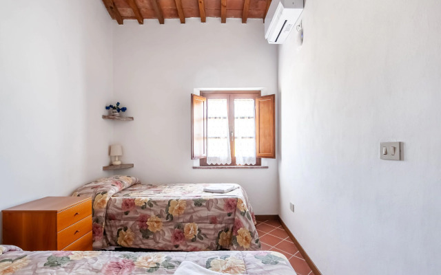 Typical Tuscan farmhouse with swimming pool and A/C