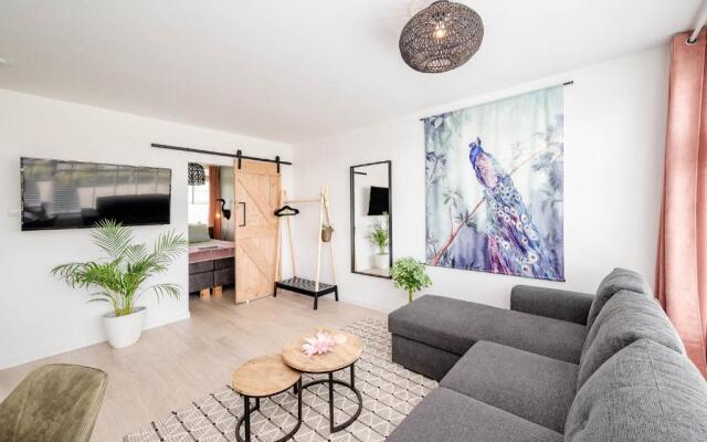 Amsterdam Beach Apartment 52