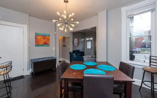 The Incline Suite 1