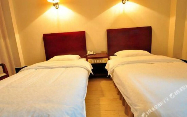 Sanhe International Hotel