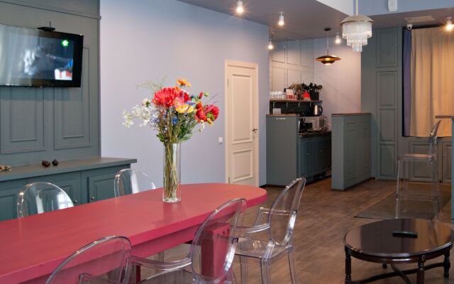 Guest House Yum Yum - Hostel