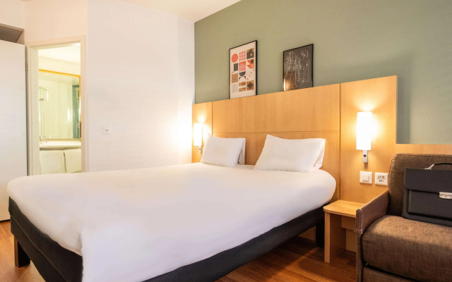 ibis Geneve Centre Nations