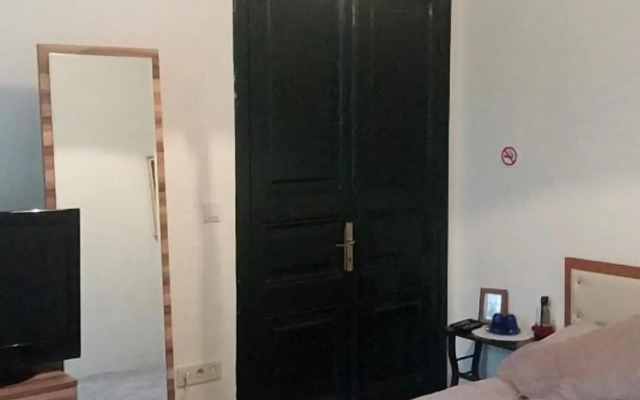 Orhan Kutbay'in Evi Turyolu Cafe Pansiyon