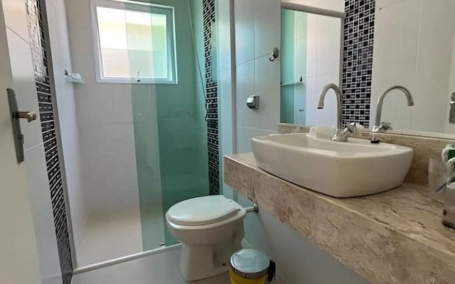 Casa com piscina em Boraceia