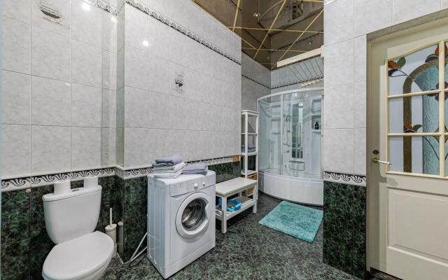 Smart Host на бульваре Страстной