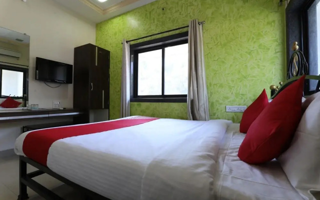 OYO 39535 Pearl Lodging