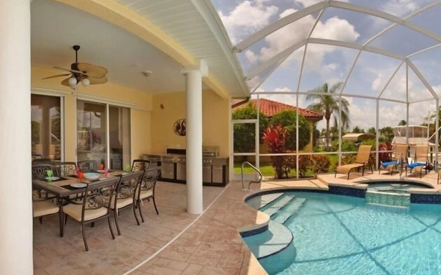 Villa Aruana